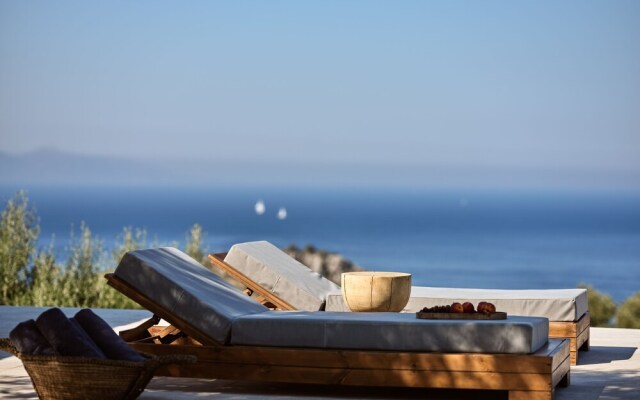Design 3-bed Villa With Infinity Pool in Zakynthos