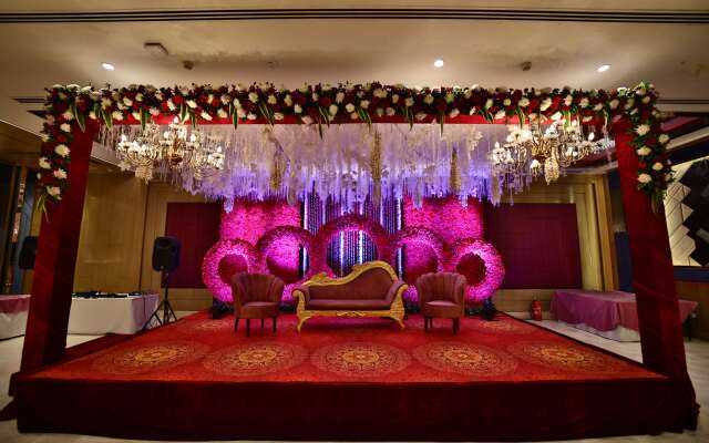 Radisson Blu Towers Kaushambi Delhi NCR