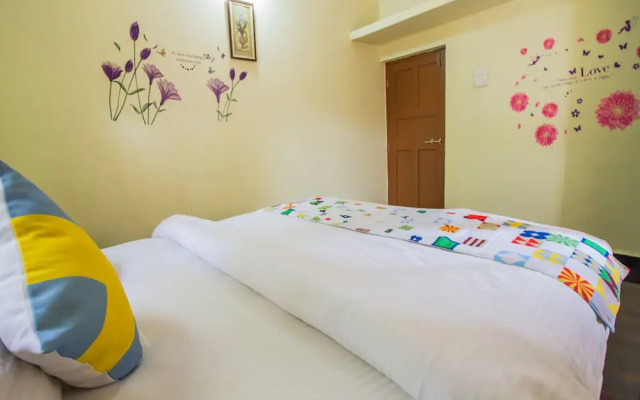 OYO 12483 Home Bright 2BHK Mapusa