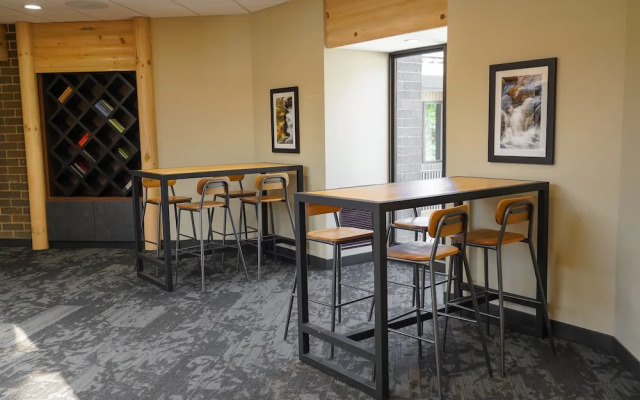 Sawmill Creek by Cedar Point Resorts