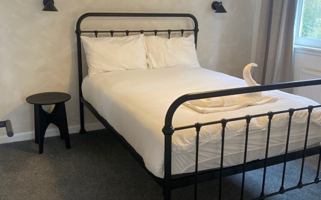 Modern 3 bed Home by Glasgow Airport