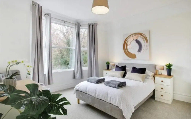 Stunning 2-bed Apartment in Tunbridge Wells
