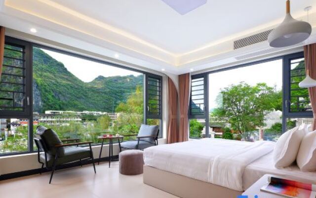 Yingyue Riverside Boutique Homestay