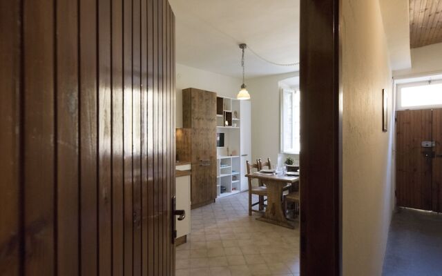 Altido Wood and White With Lake View