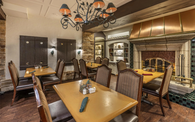Best Western Fireside Inn