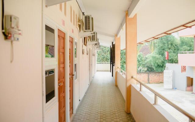 OYO 174 Desilva Bandara