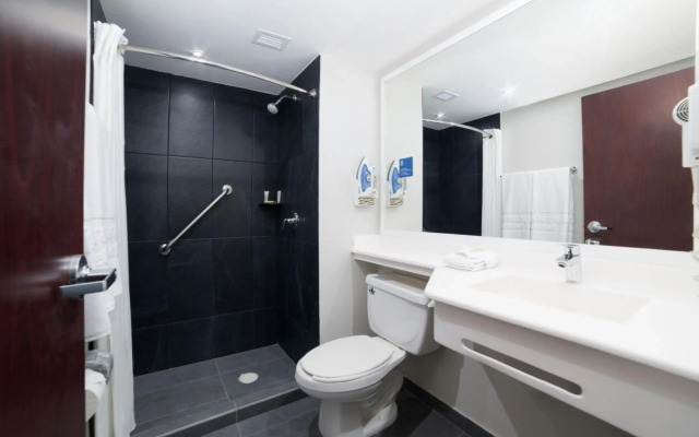 City Express by Marriott Silao Aeropuerto