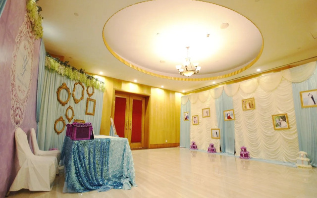 Grand Continent International Hotel