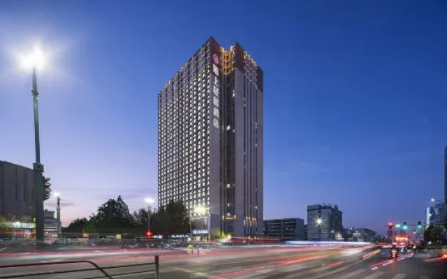 Moshang Qingju Hotel (Bohai East Road Subway Station)