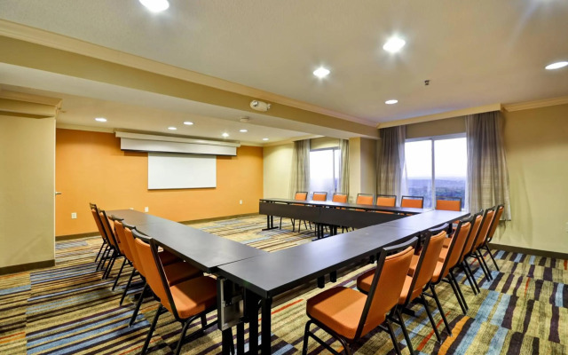 Fairfield Inn & Suites by Marriott Atlanta Vinings/Galleria