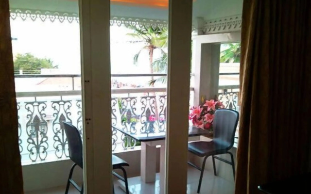 Lotus Bay View Hotel