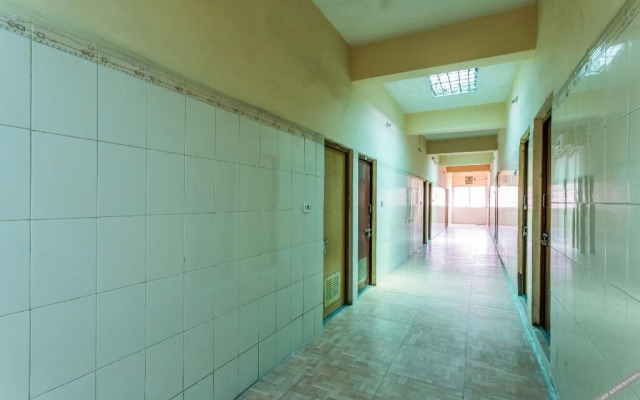 OYO 13496 Hotel Royal park