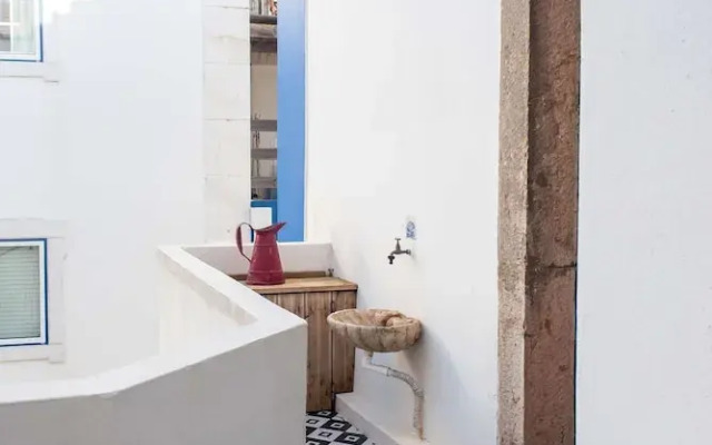 Central Ericeira Apartment With Lift