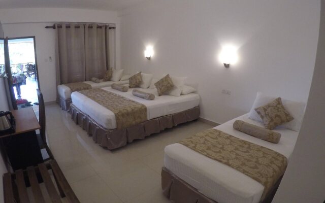 Sunray Hotel
