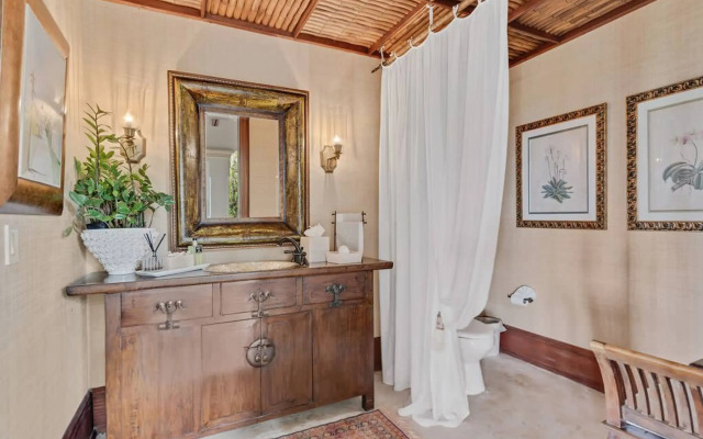 Magnificent Eight Bedroom Holiday Home