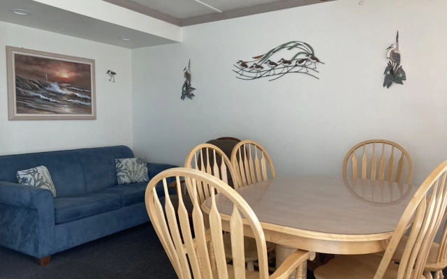 Le Boot Oceanfront Suites