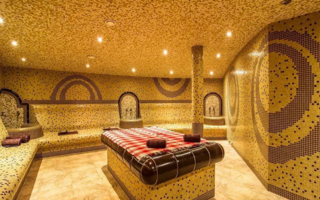 Kamengrad Hotel & SPA