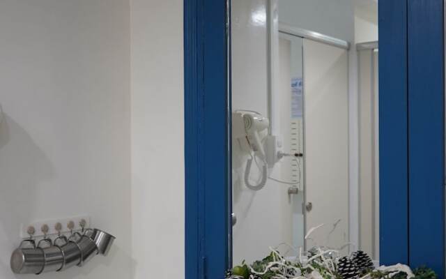 Thong Nho Oi Hostel