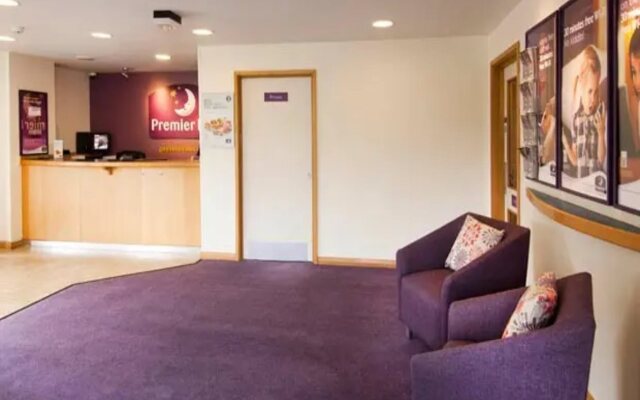 Premier Inn Leeds South