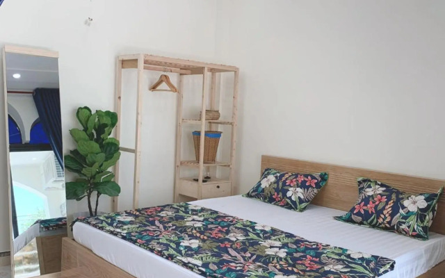 Xoai Xanh Hostel & Villa