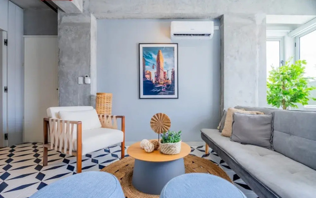 w Cool 1BR With Private Terrace in Plaza Herrera