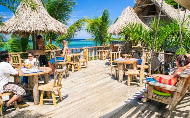 Tranquilseas Eco-Lodge, Diving Center, Restaurant & Bar