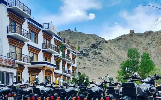 Marigold Ladakh