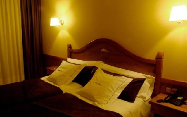 Petit Hotel