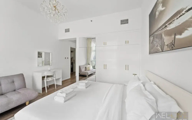 WelHome - Beautiful 1BR Apt. in Al Barsh