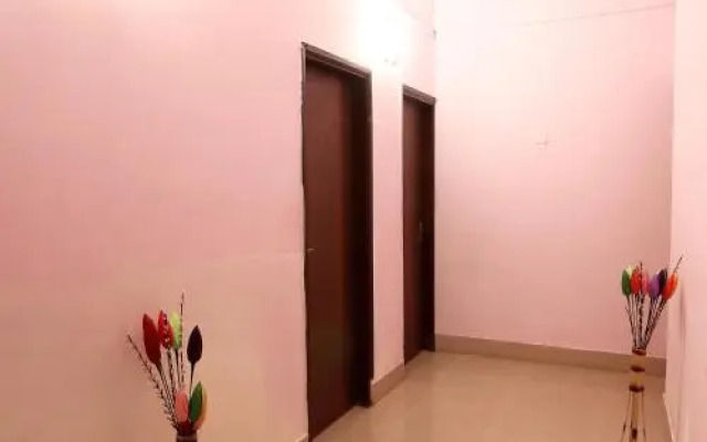 Amit Hotel by OYO Rooms