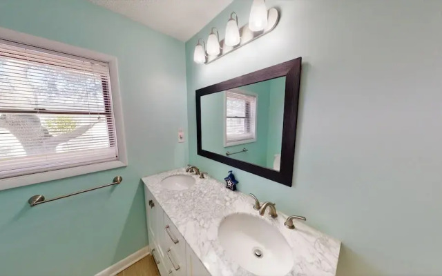 Americana Beach 4 Bedroom Home