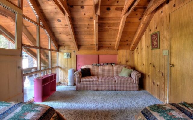 Charming Cascade Chalet