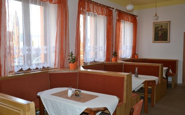Relax Hotel Pelikan
