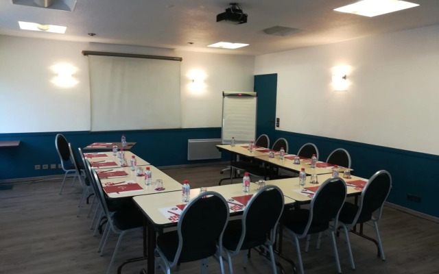 Hotel Rouen Sud - Oissel Rond Point des Vaches