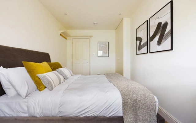 The Southwark Classic - Stylish 4bdr House With Patio