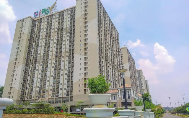 Homey and Well Design 2BR Podomoro Golf View Apartment