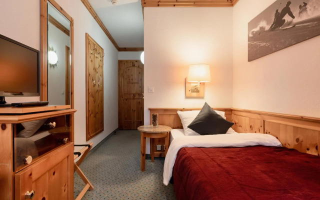 Arosa Alpine Club - Adults Only