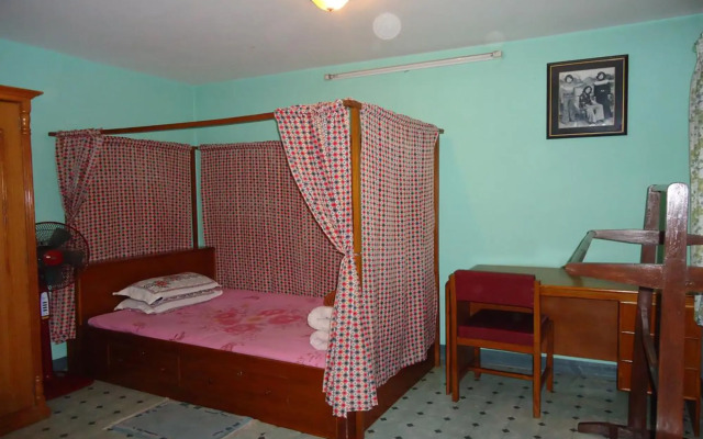 Sanu House Hostel & Homestay