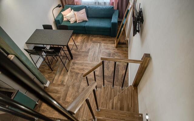 ElenaSweetHome duplex apartments near Moscow shopping center and Sadovod