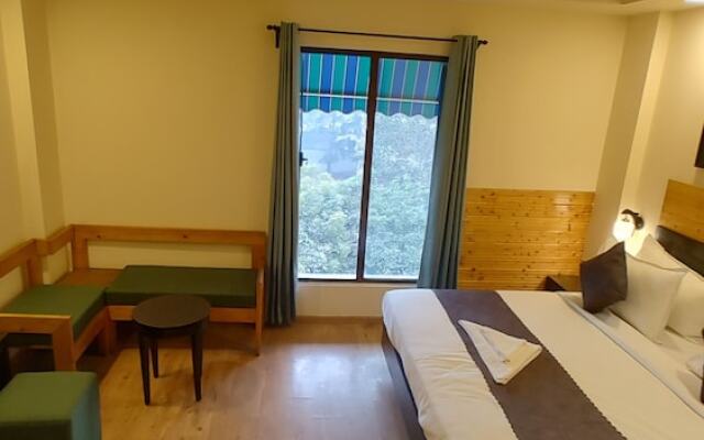 Saltstayz Select - Nehru Place & New Friends Colony