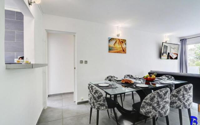 Appartement TRINITE, 3 chambres, 6 personnes, Saint Denis