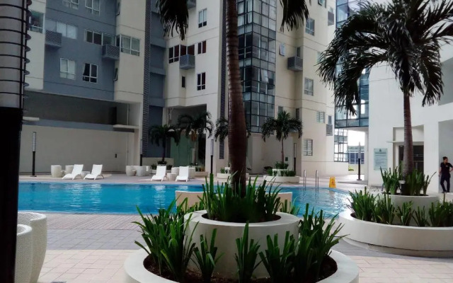 Victoria SOHO Suites