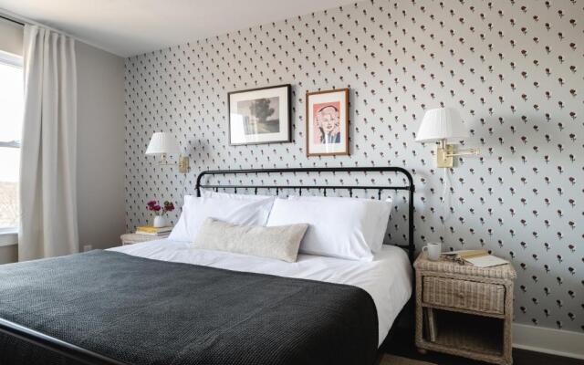 Cherokee by AvantStay – Contemporary Design in a Prime Location