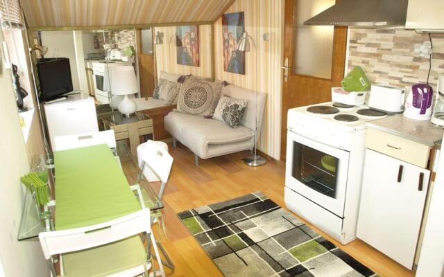 APARTMENT " Studio Green "