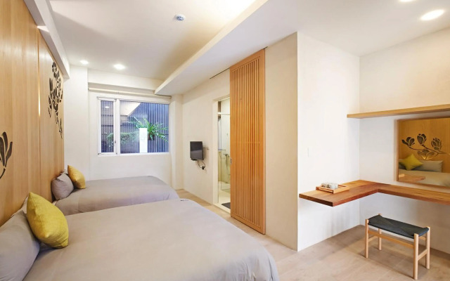 Wood Whispering Residence