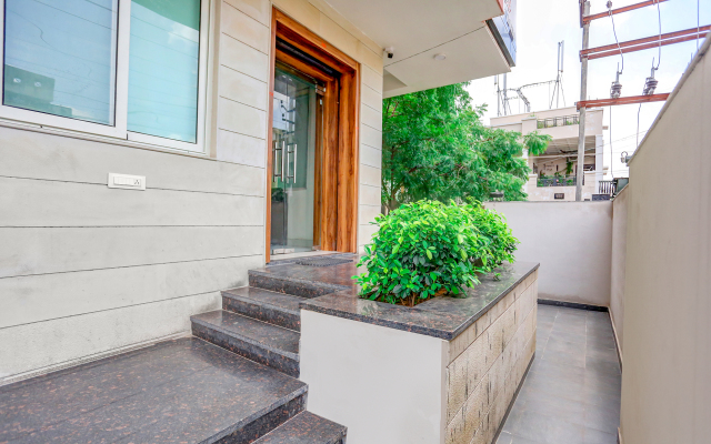 Fabhotel Shiv Rachna