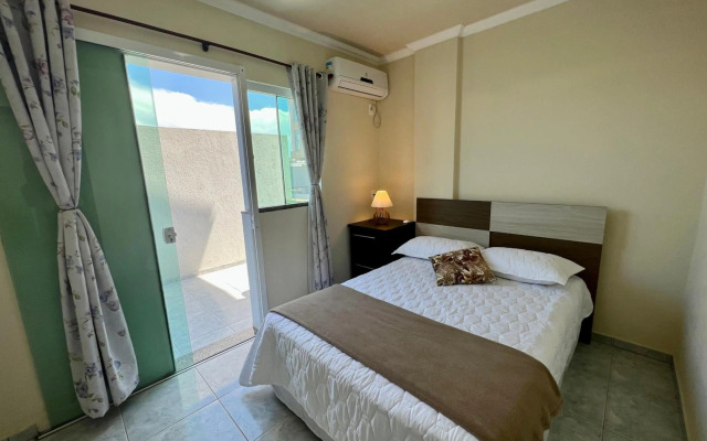 Explore Mariscal a 150 M da Praia - V1