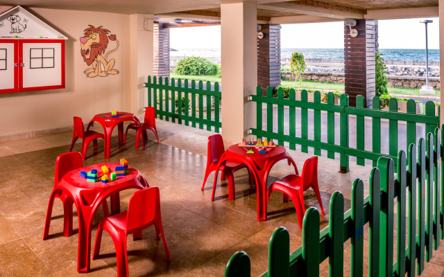 Vuni Palace Hotel