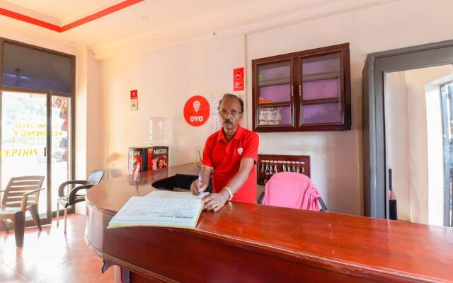 OYO 11529 Diamond Residency