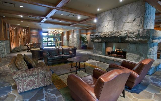 First Tracks Lodge, by Lodging Ovations